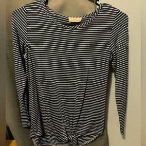 PINC- BLUE AND WHITE GIRLS TOP - girls size- 12